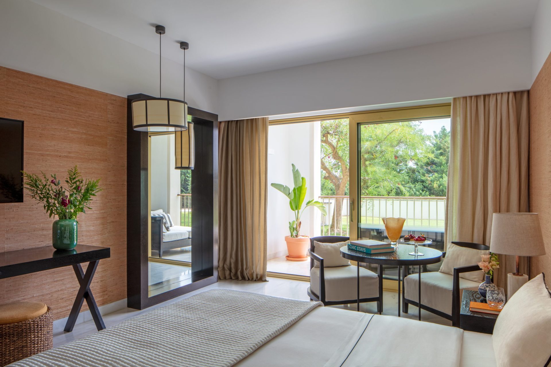 Victoria_Golf_Resort_&_Spa_Deluxe_King_Room