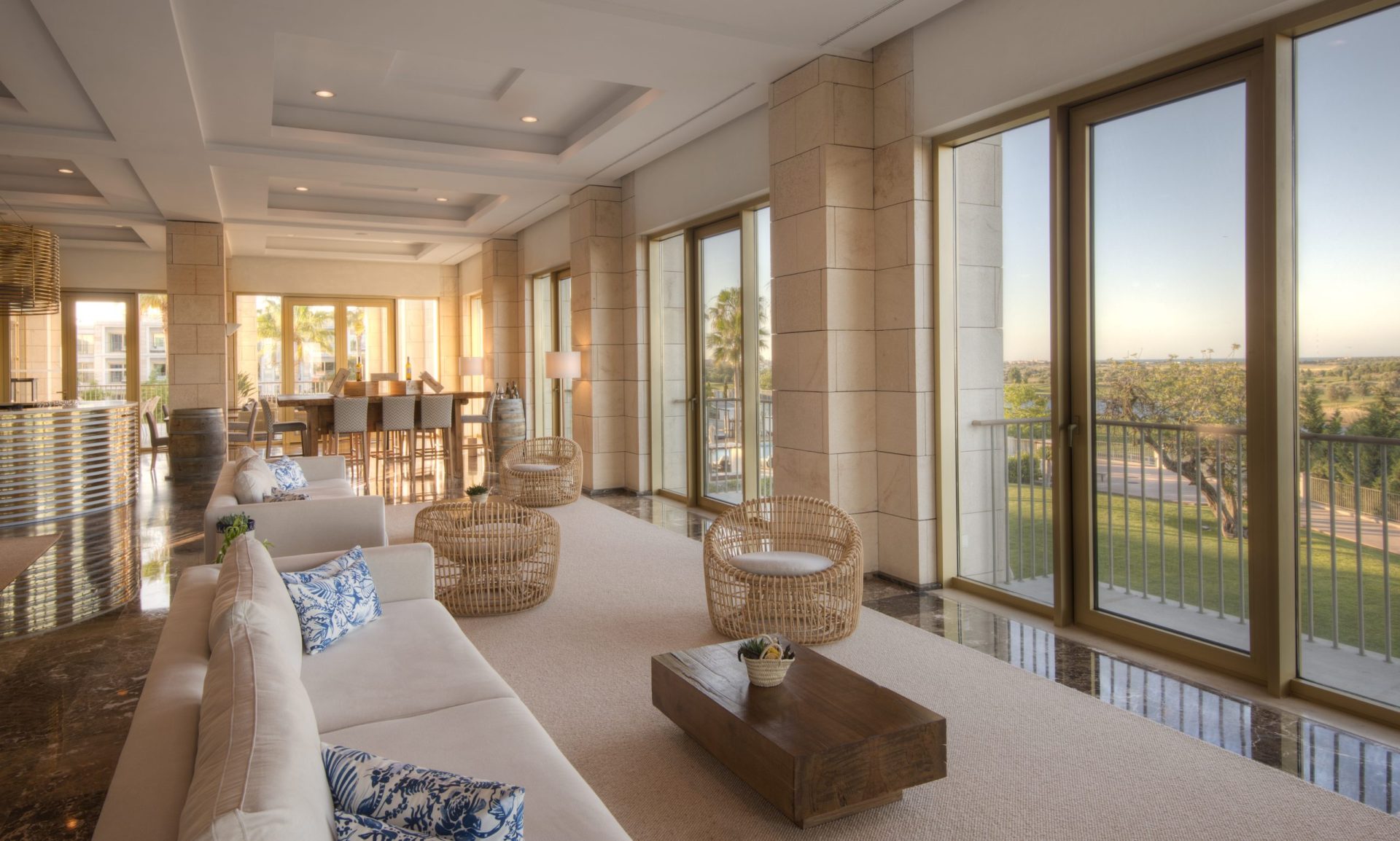 Victoria_Golf_Resort_&_Spa_Lobby_Lounge_With_View_To_The_Golf_Course