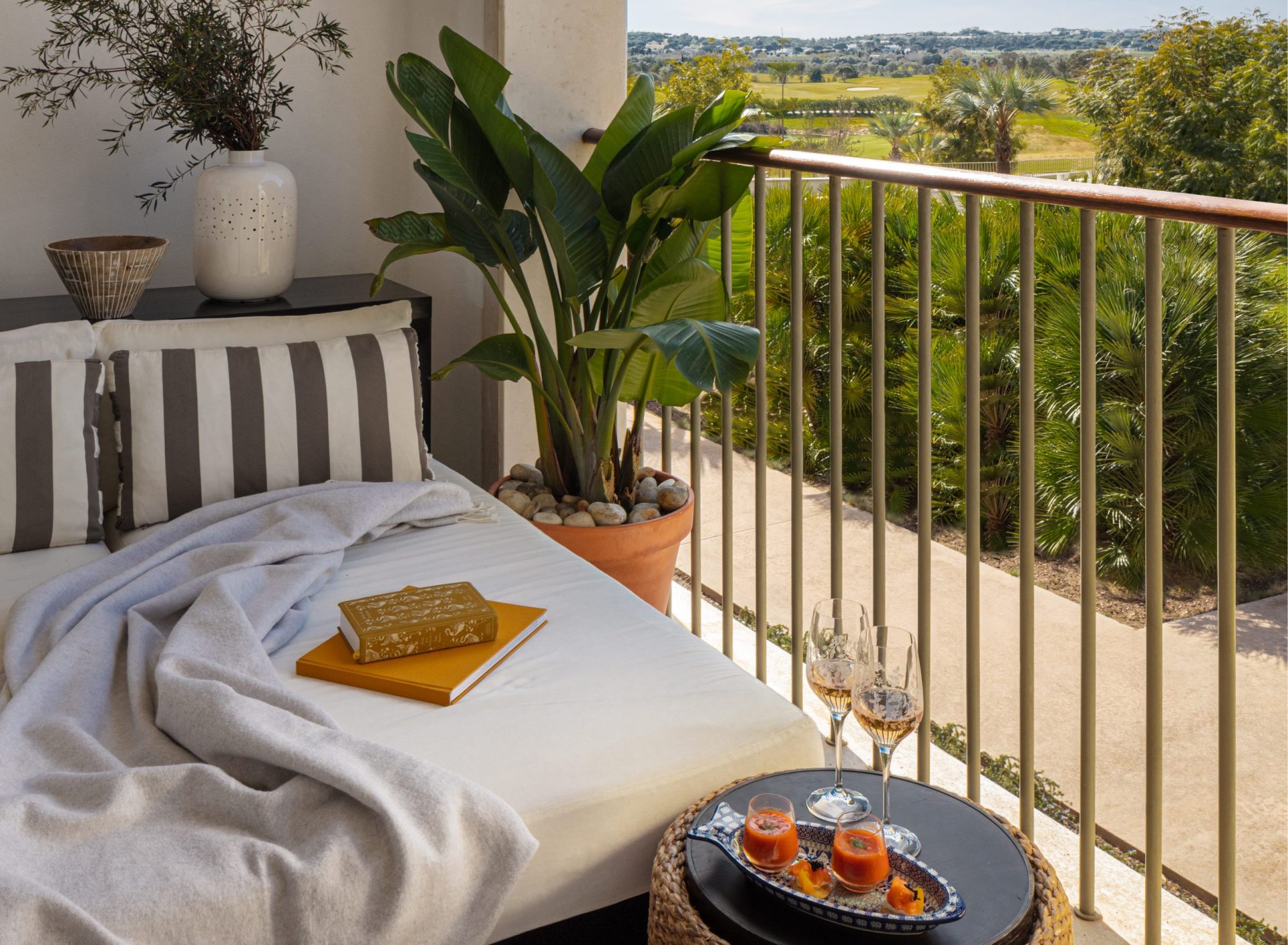 Victoria_Golf_Resort_&_Spa_Palms_Suite_Balcony