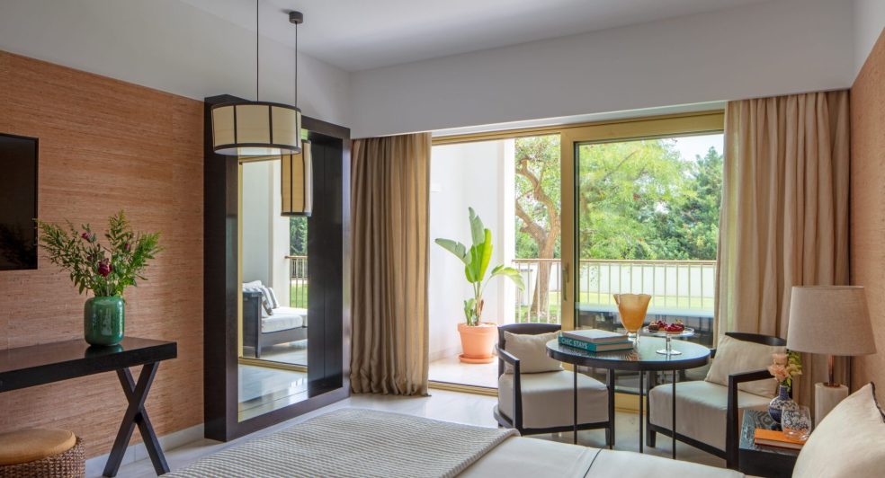 Victoria_Golf_Resort_&_Spa_Deluxe_King_Room