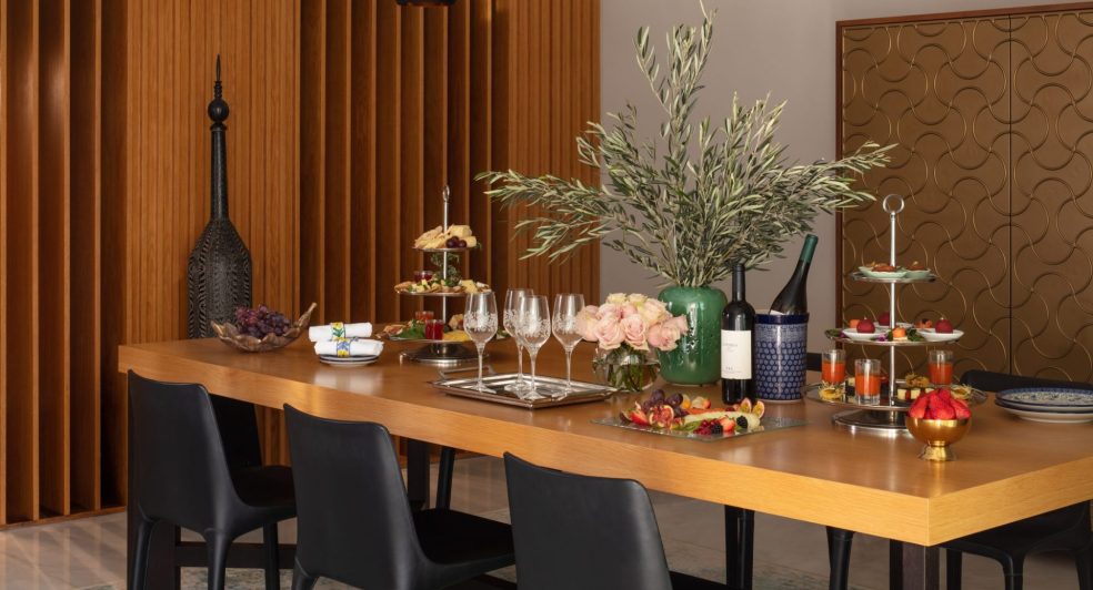 Victoria_Golf_Resort_&_Spa_Presidential_Suite_Dinning_Room_Hero