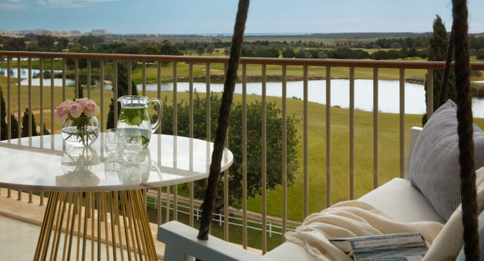 Victoria_Golf_Resort_&_Spa_Presidential_Suite_Terrace_Swing_Seat