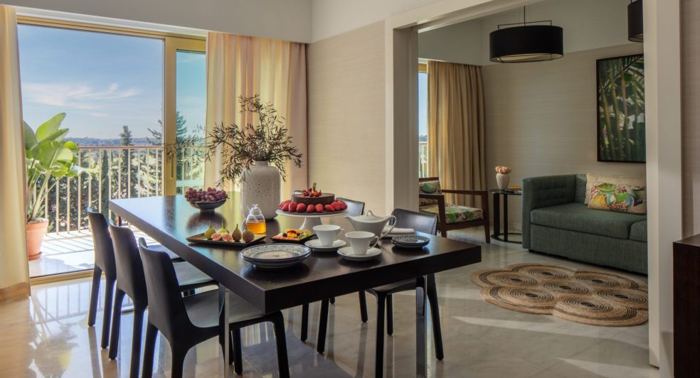 Victoria_Golf_Resort_&_Spa_Victoria_Suite_Wide_Hero_Dining_Living_and_Terrace_Area